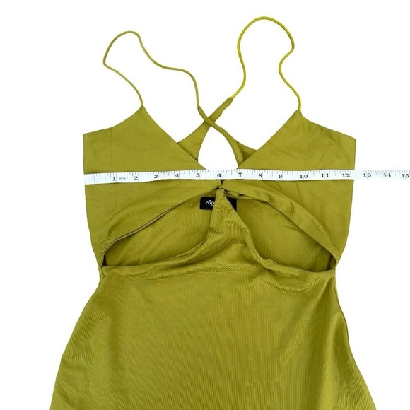 Front Twist Maxi Dress Cut Out Slit Green Womens Medium - Picture 5 of 6